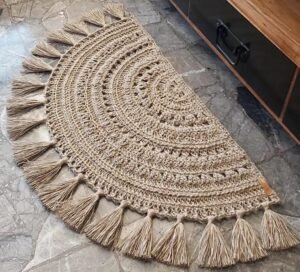Cozy DIY Knitting – Inspiration and patterns in the link